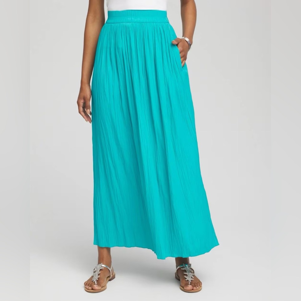 Pull-on Pleated Maxi Skirt in Seaspray